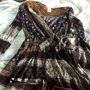 Flying tomatoes.Romper. Long sleeve.  Size large.